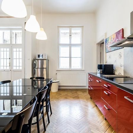 Berta - 4 Bedrooms, 3 Baths 布达佩斯 外观 照片