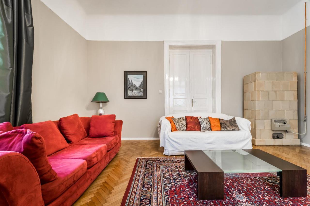 Berta - 4 Bedrooms, 3 Baths 布达佩斯 外观 照片