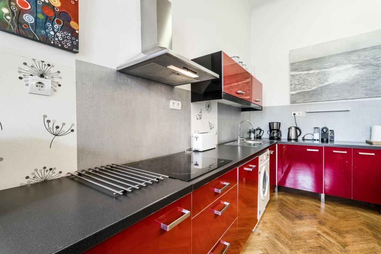 Berta - 4 Bedrooms, 3 Baths 布达佩斯 外观 照片