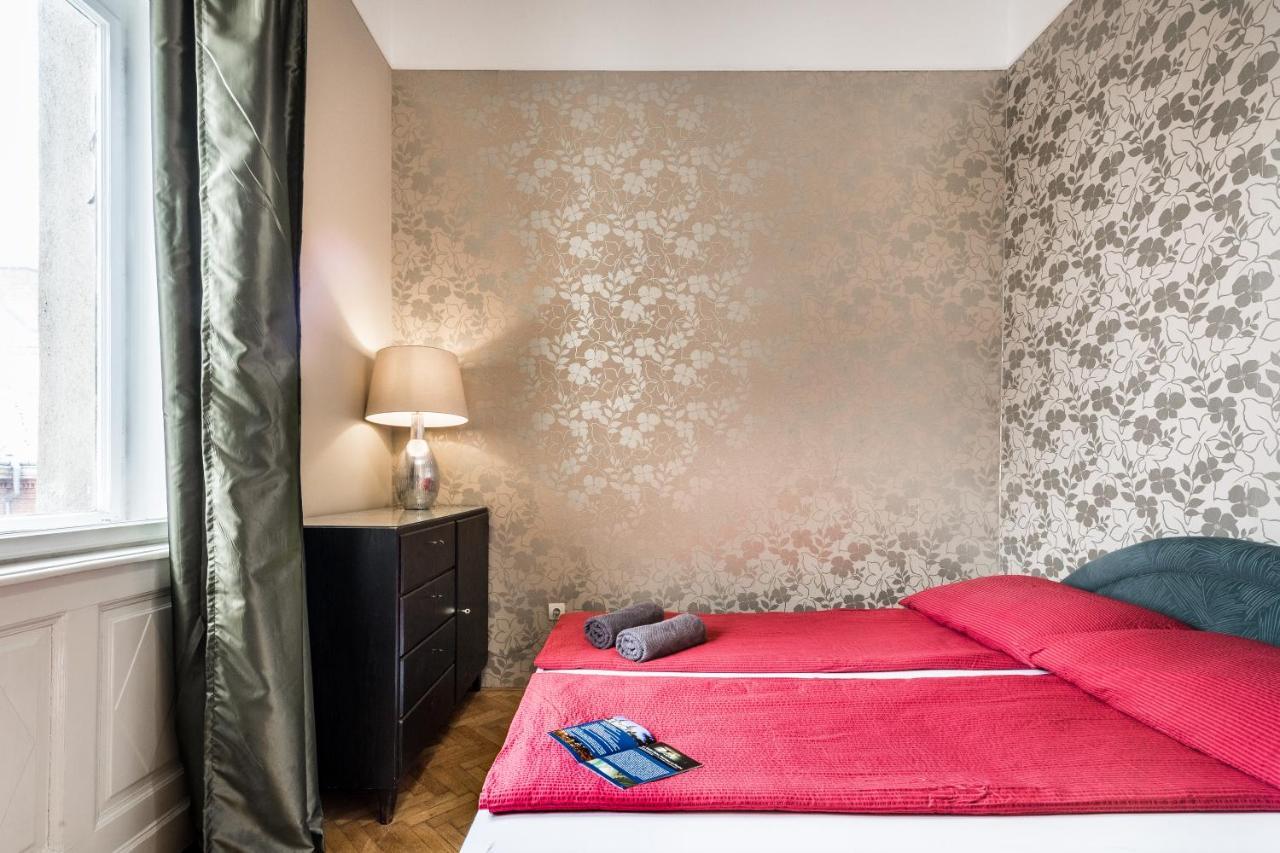Berta - 4 Bedrooms, 3 Baths 布达佩斯 外观 照片